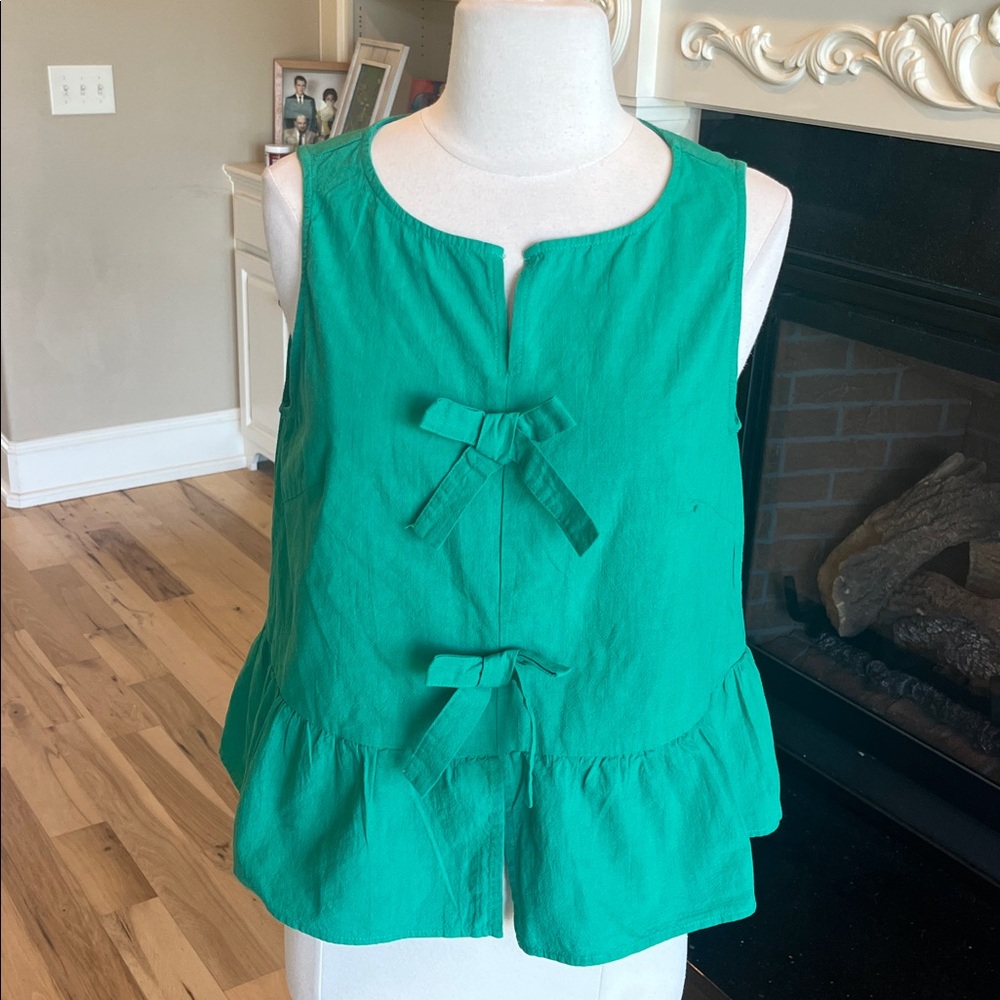 Bow Front Green Cotton Ruffle Hem Top New